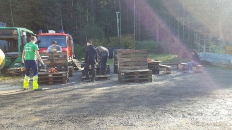 Sturm und Kastanien aufbauen 2016